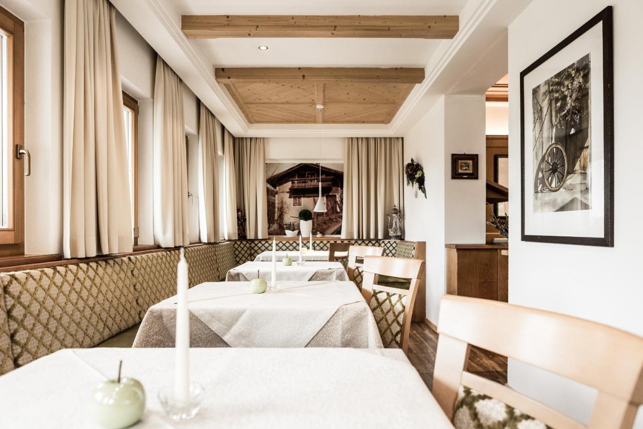 Hotel Tenne Schenna Bagian luar foto