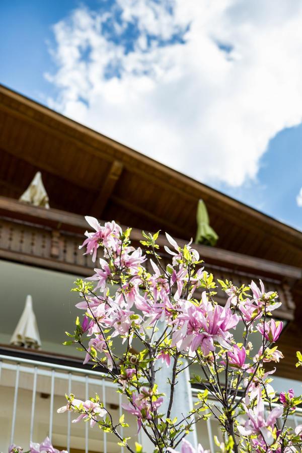 Hotel Tenne Schenna Bagian luar foto